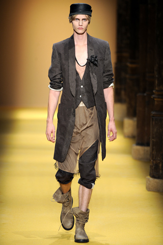 Ann Demeulemeester / - 2012